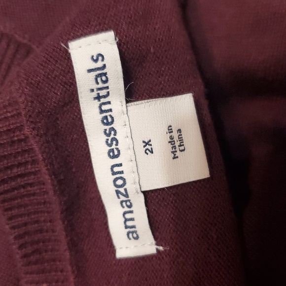 NWT Amazon Essentials Women's V-Neck Burgundy Sweater 2X - Picture 3 of 4